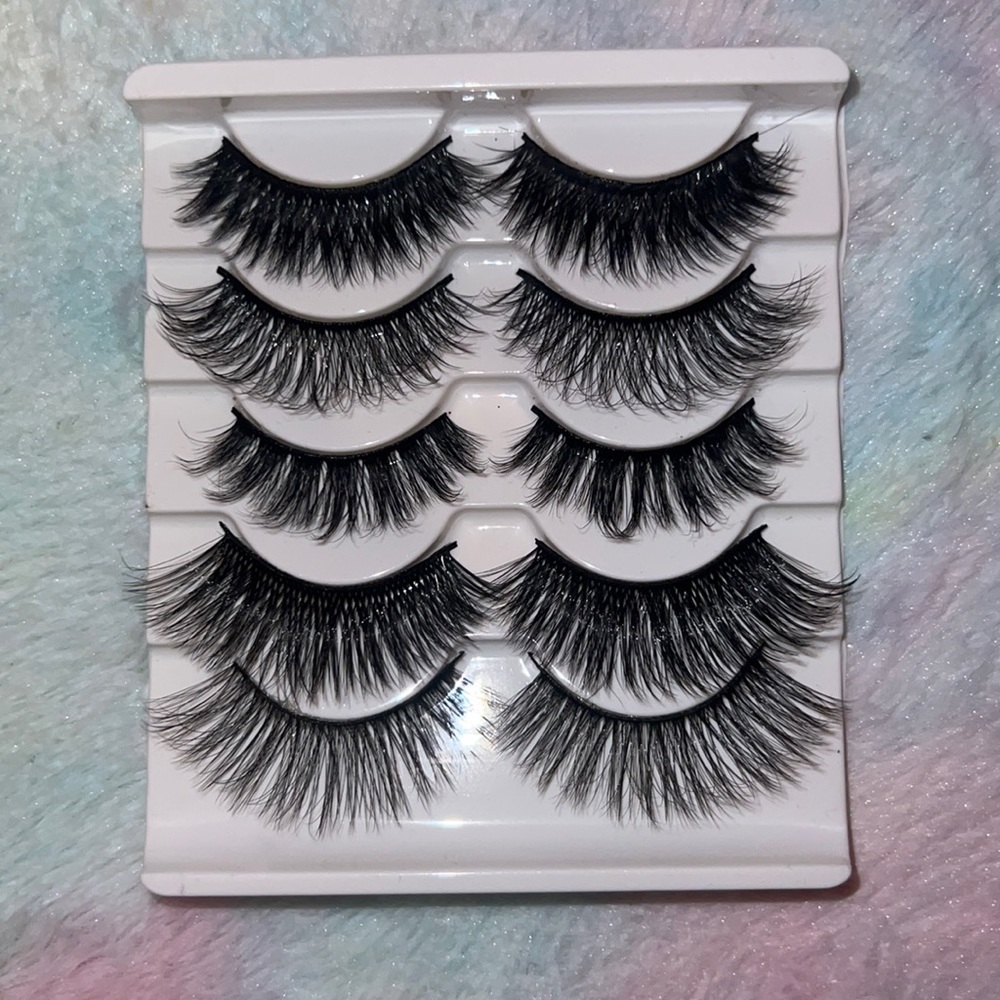 Lashes